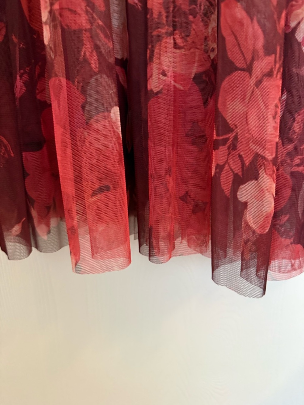 ASOS Lace & Beads Ruffle Shoulder Tiered Maxi Dress in Deep Rose US 8 - Picture 12 of 15